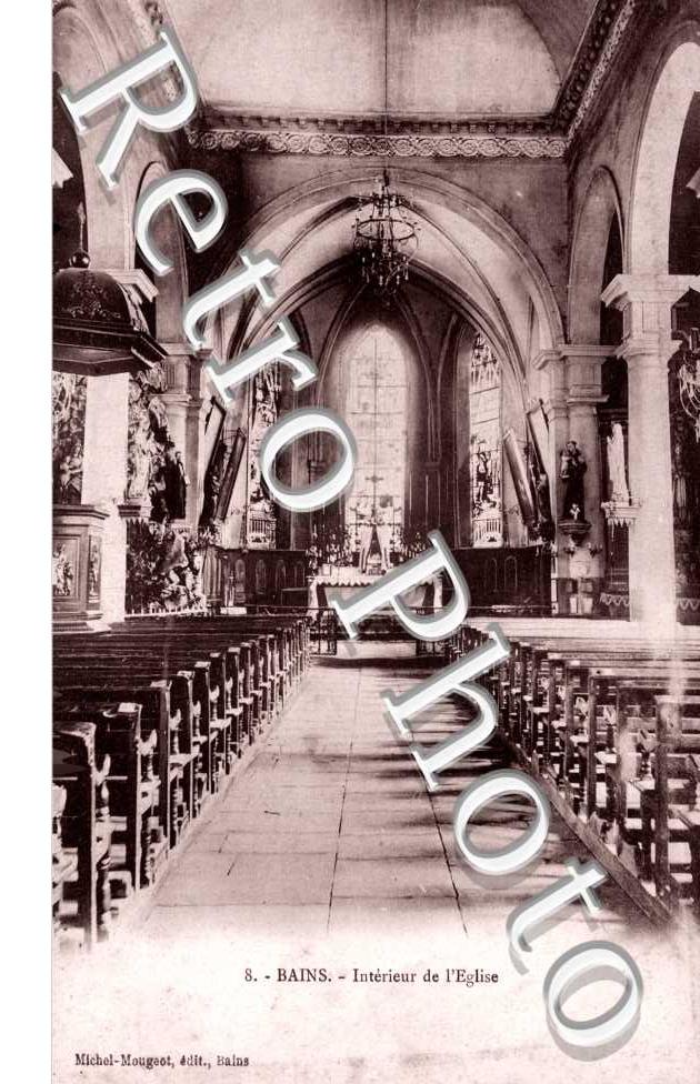 Interieur de l'eglise