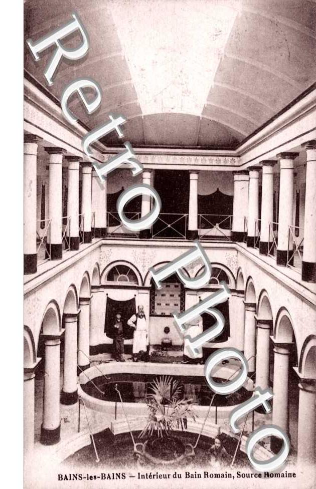 Interieur du bain romain, source romaine