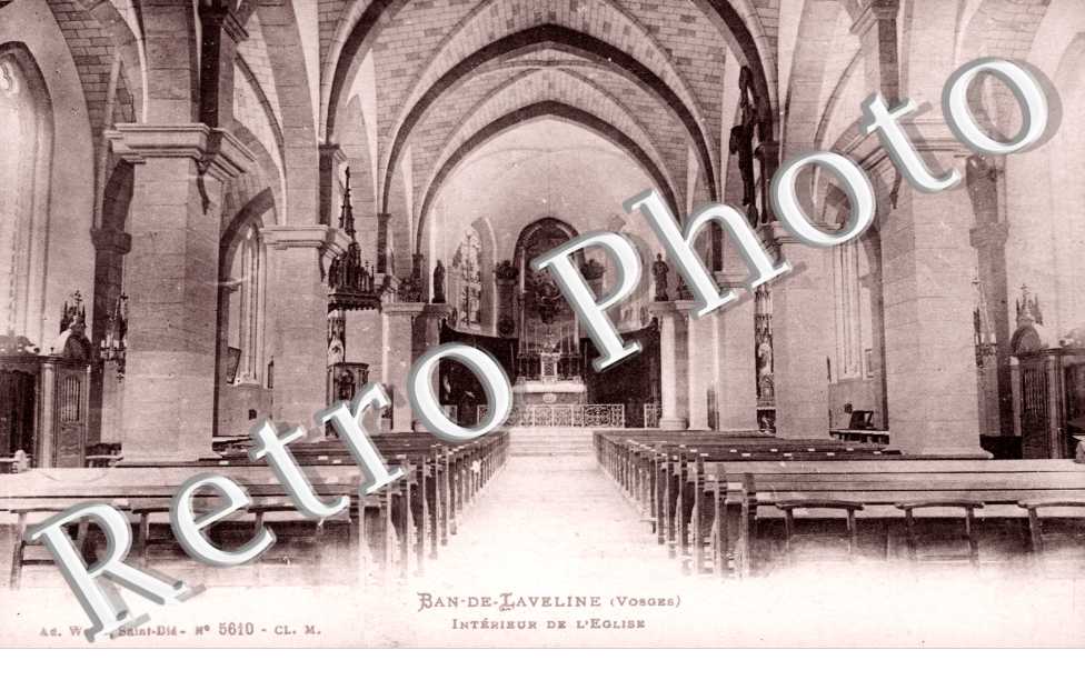 Interieur de l'eglise