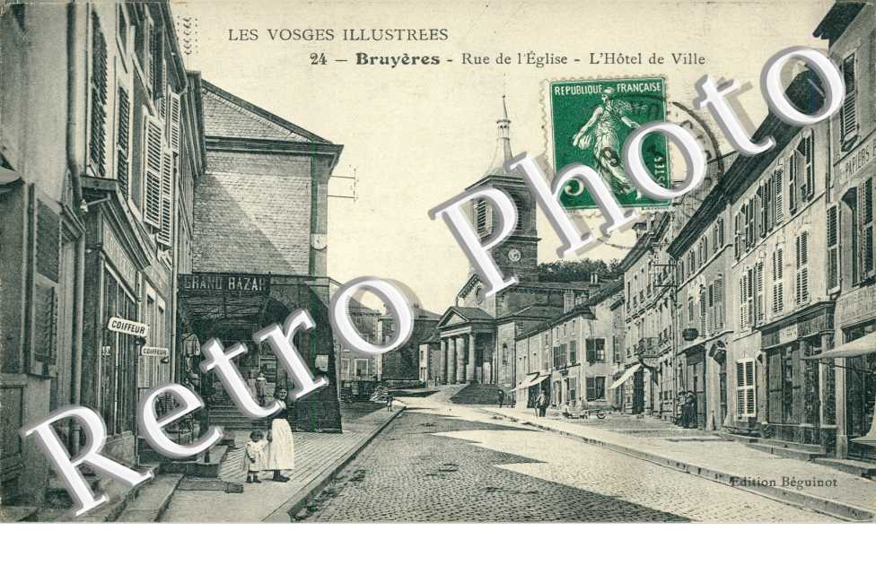 Rue de l'Eglise, Hotel de Ville
