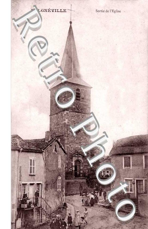 Sortie de l'Eglise