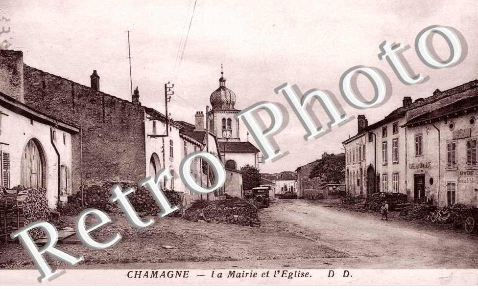 la mairie et l'eglise