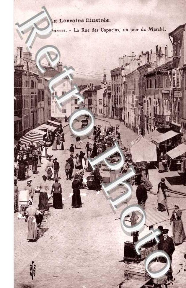 la rue des Capucins , un jour de marche