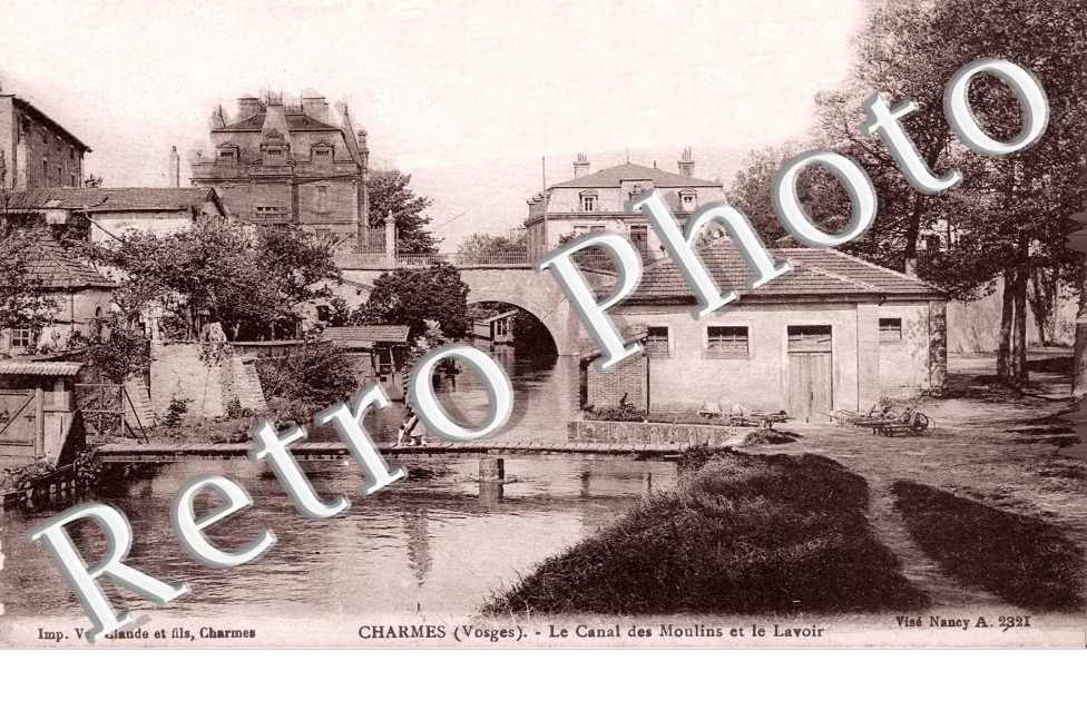 Le Canal des Moulins et le Lavoir