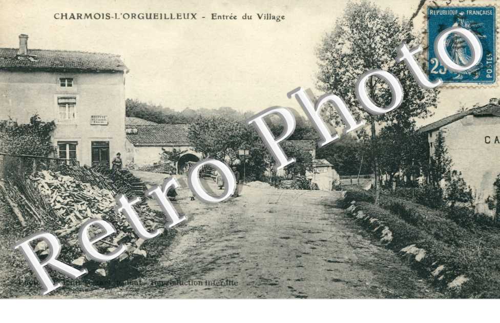 Entree du Village