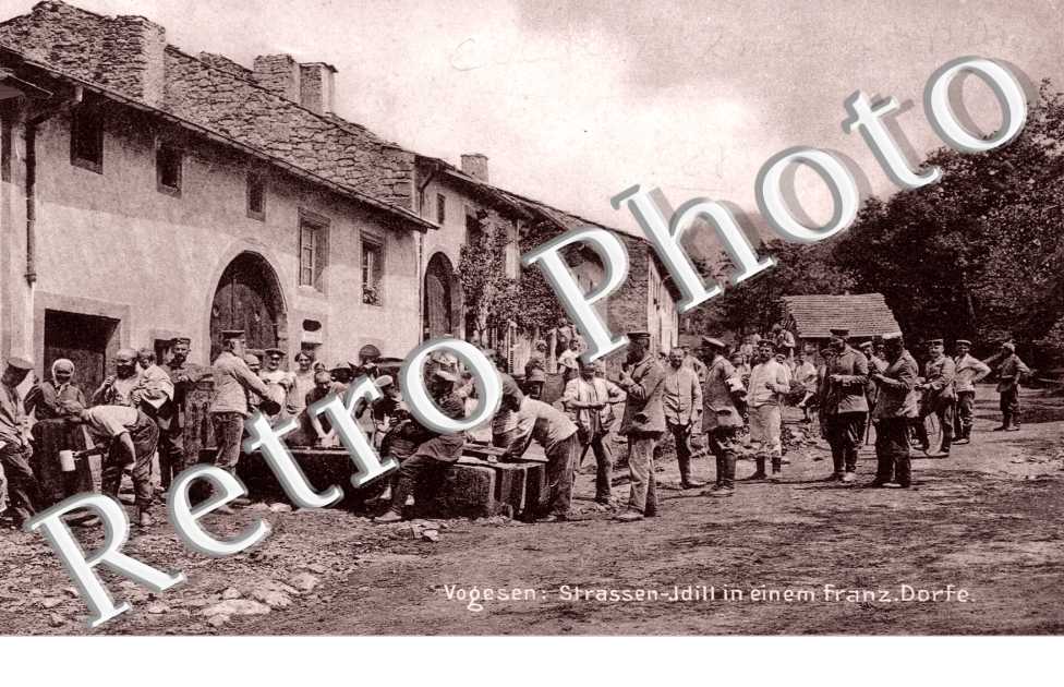 Vogesen : Strassen-Jdill in einem Franz. Dorfe