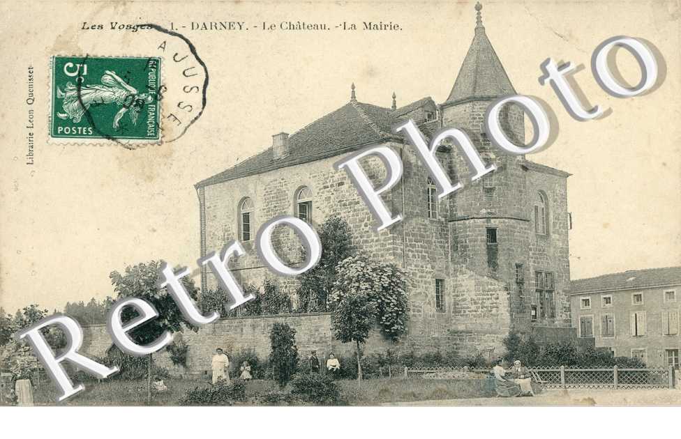 Le chateau et la mairie