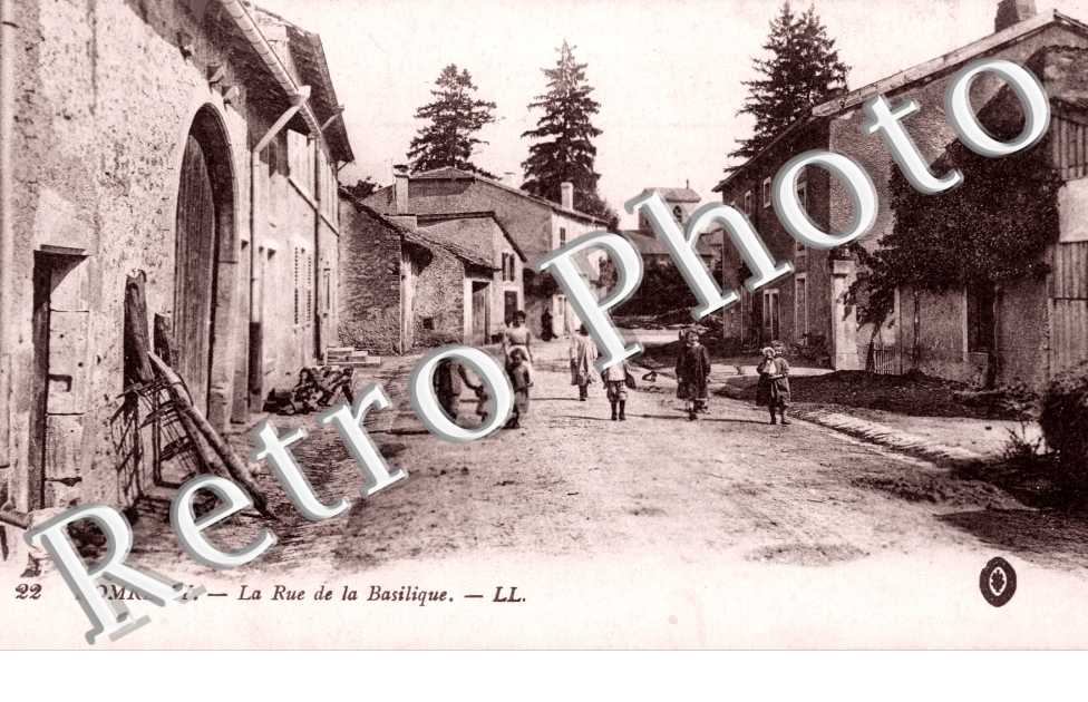 La rue de la basilique
