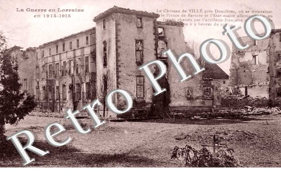 Le Chateau de Ville apres les bombardements