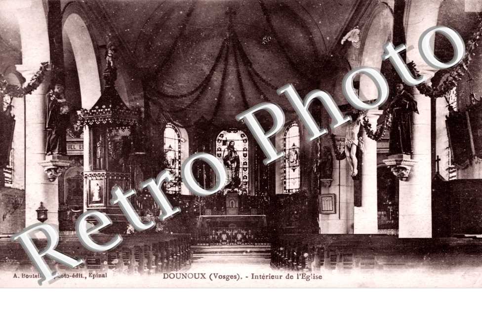 Interieur de l'eglise