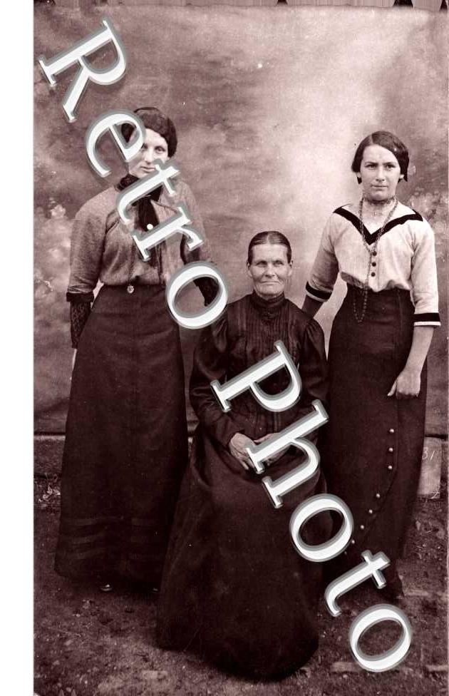 Trois Femmes