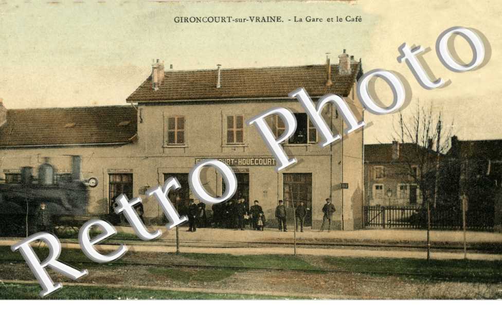 La Gare et le Cafe