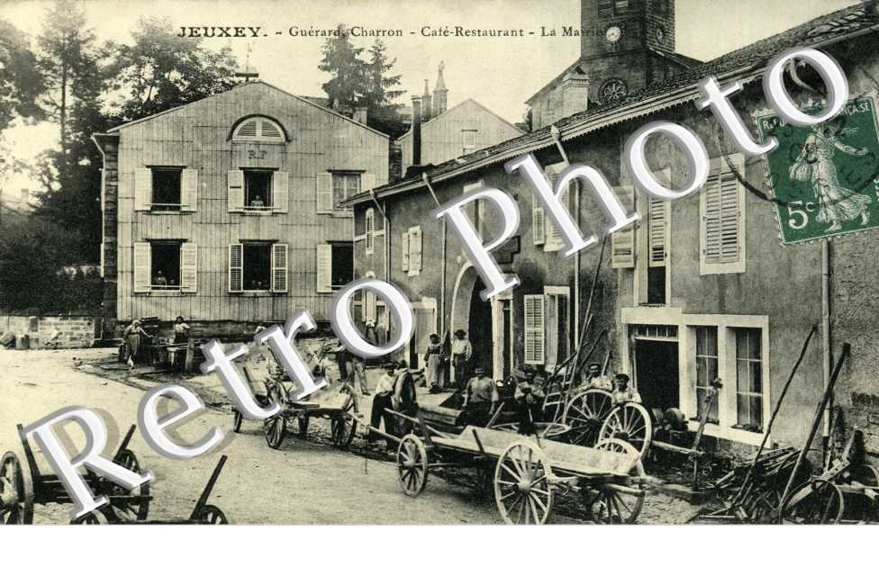 cafe-restaurant Guerard Charron, la mairie