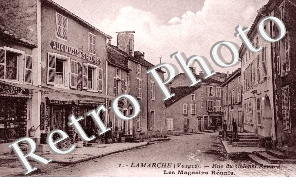 Rue du Colonel Renard, les Magasins reunis