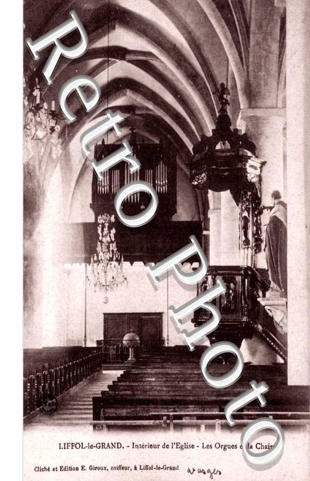 Interieur de l'eglise - les orgues et la chaire