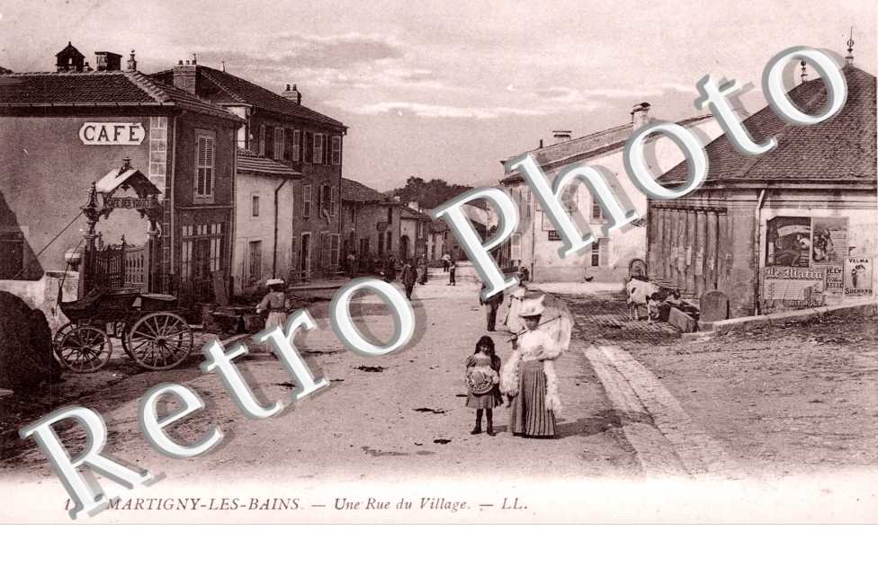 Une rue du village