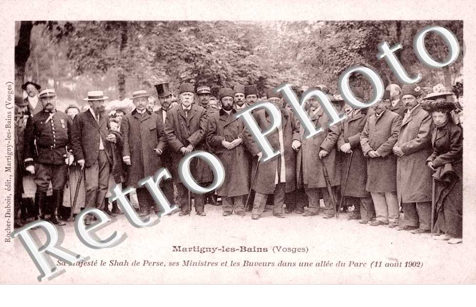 sa Majeste le Shah de Perse, ses Ministres et les Buveurs dans une allee du Parc