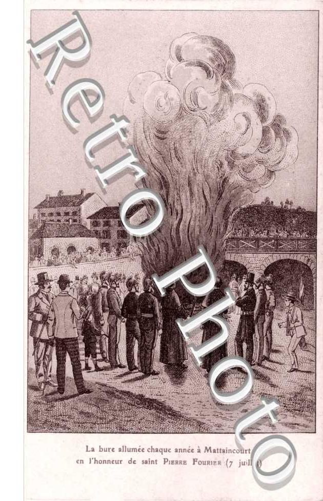 La Bure allumee chaque annee en l'honneur de Saint Pierre Fourier (7 juillet)