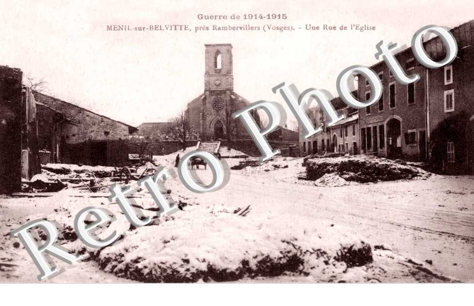 En 1915 Menil Bombarde Rue de l'eglise