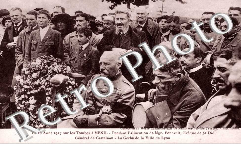 le 28 aout 1917 sur les Tombes a Menil, la Gerbe de la Ville de Lyon