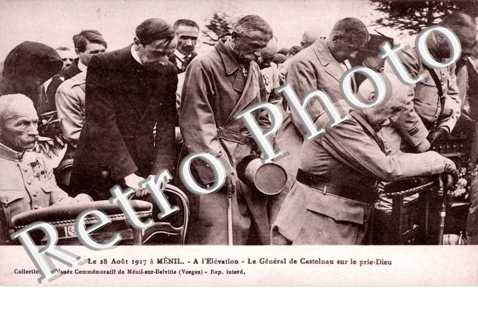 le 28 aout 1917, a l'Elevation, le General de Castelman sur le Prie-Dieu