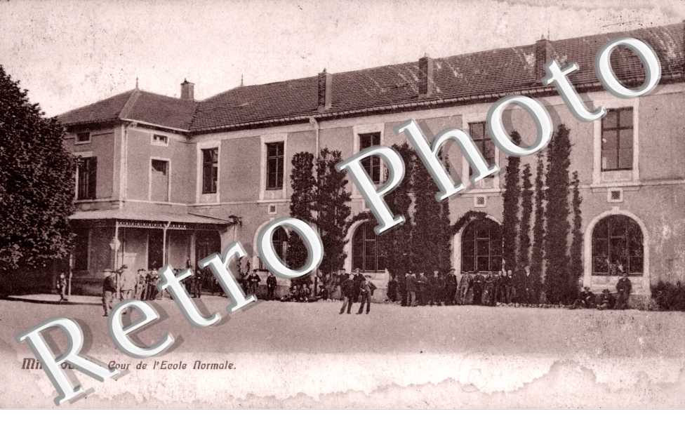 la Cour de l'Ecole Normale