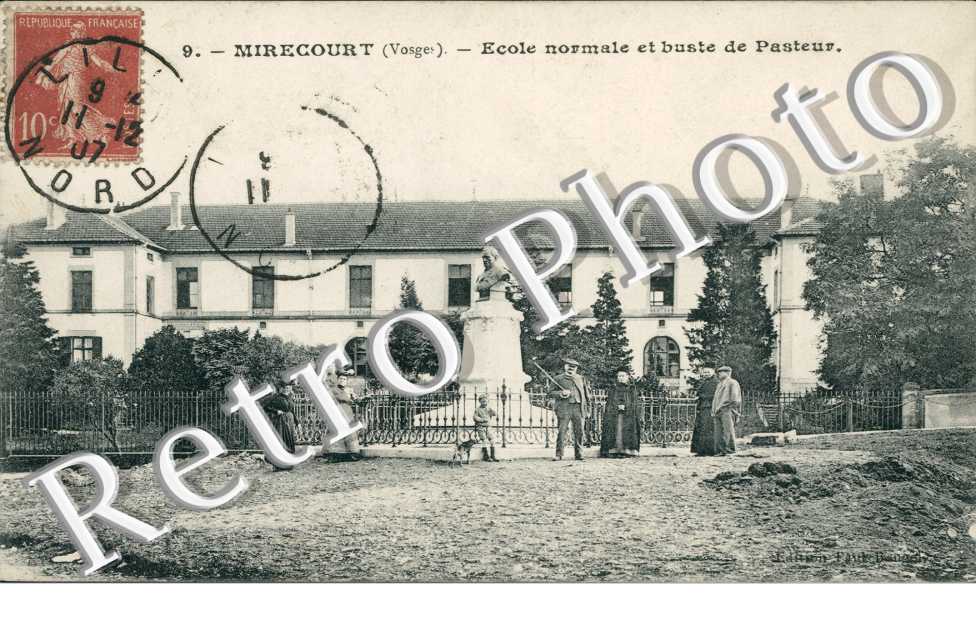l'Ecole Normale et le Buste de Pasteur