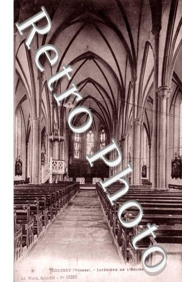 Interieur de l'eglise