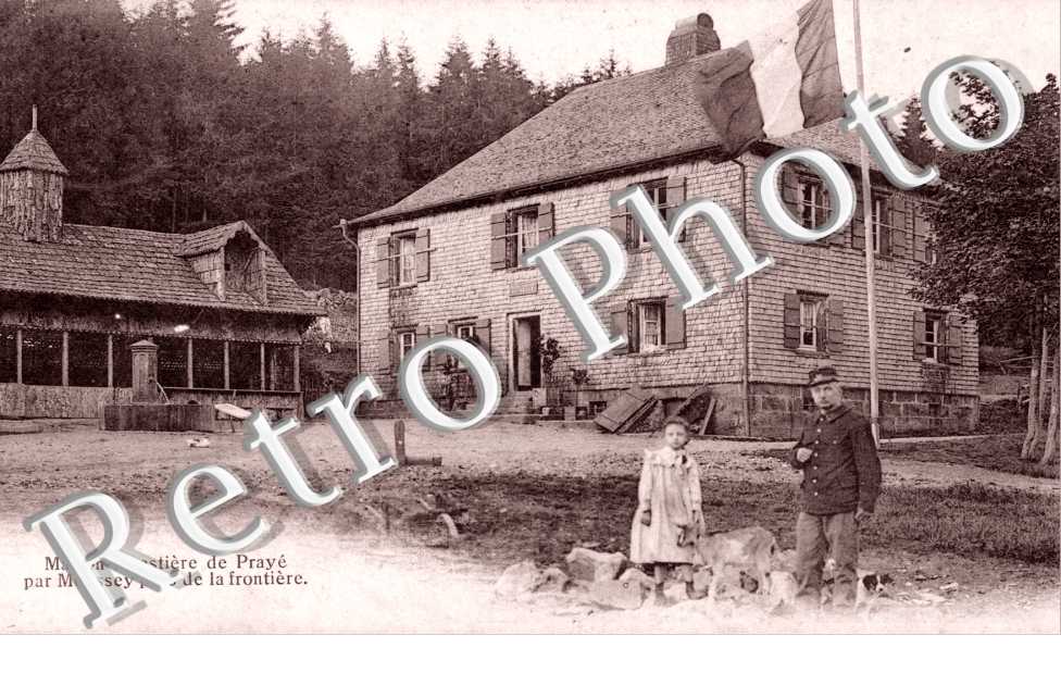la Maison Forestiere de Praye pres de la Frontiere