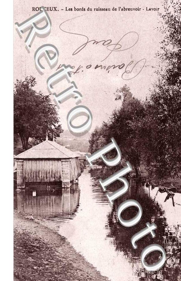 ROUCEUX - les Bords du Ruisseau de l'Abreuvoir, Lavoir