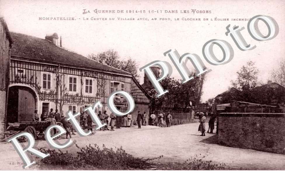 le Centre du Village et le Clocher de l'Eglise incendiee