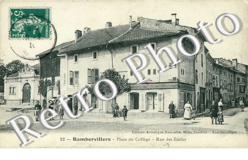Place du Collège - Rue des Ecoles