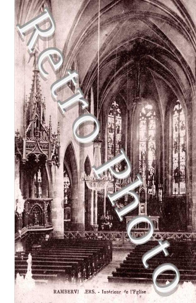 Interieur de l'eglise