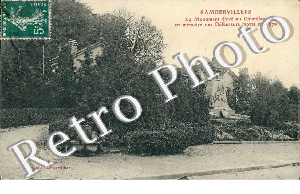 Monument eleve au cimetiere