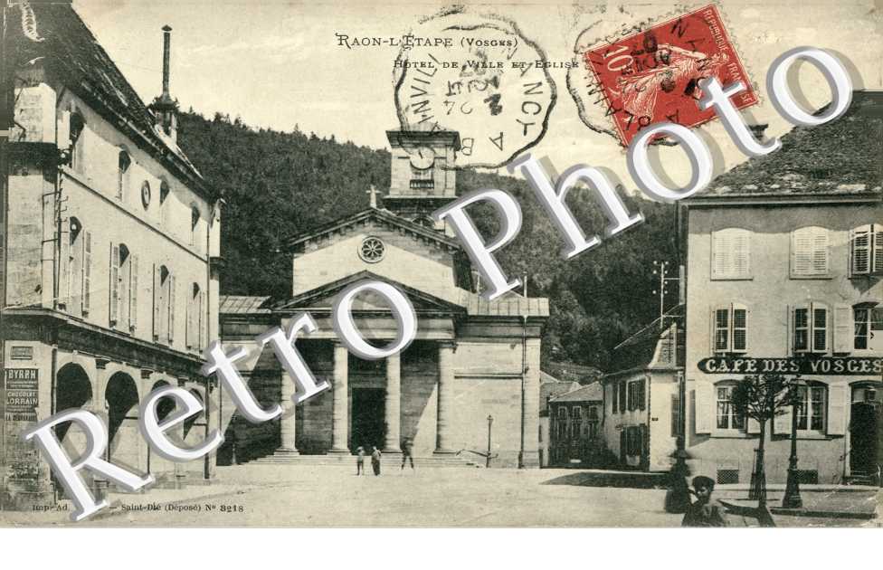 Hotel de Ville et Eglise