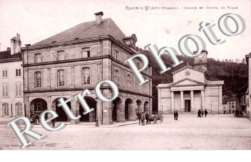 Hotel de ville et l'eglise