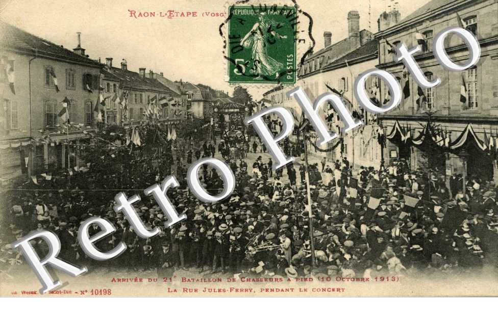 Rue Jules Ferry  Arrivee du 21e bataillon de chasseurs a pied 10 octobre 1913