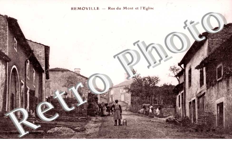 rue du Mont et l'eglise