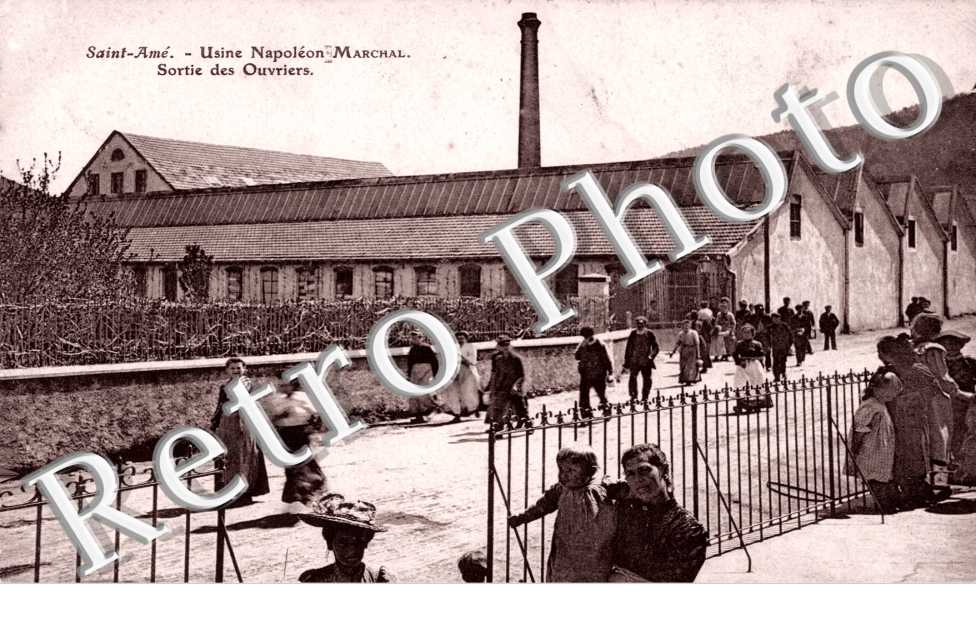 Usine Napoleon Marchal - sortie des ouvriers