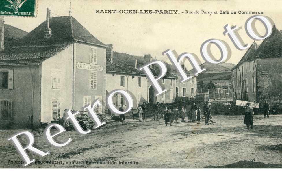 Rue de Parey et cafe du commerce