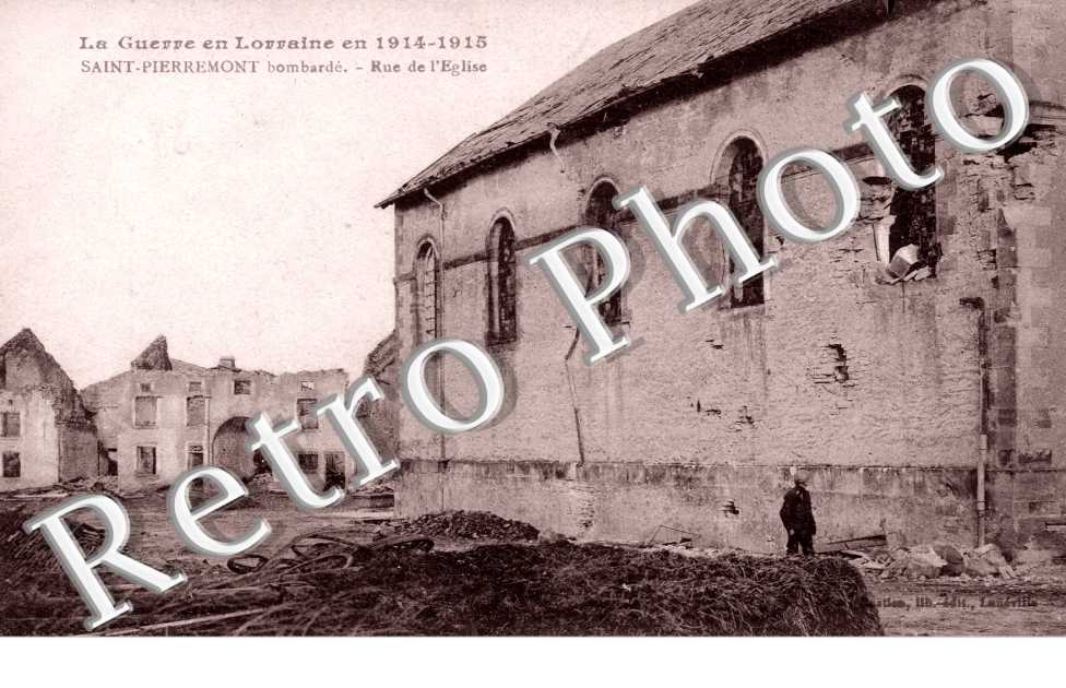 Le Village bombarde, Rue de l'Eglise