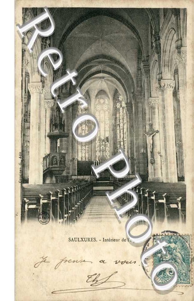 Interieur de l'Eglise