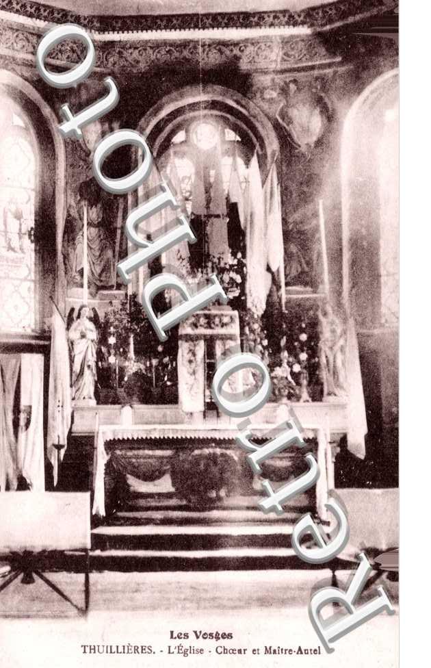 L'eglise - choeur et Maitre Autel