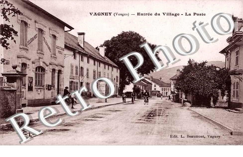 Entree du village - la poste