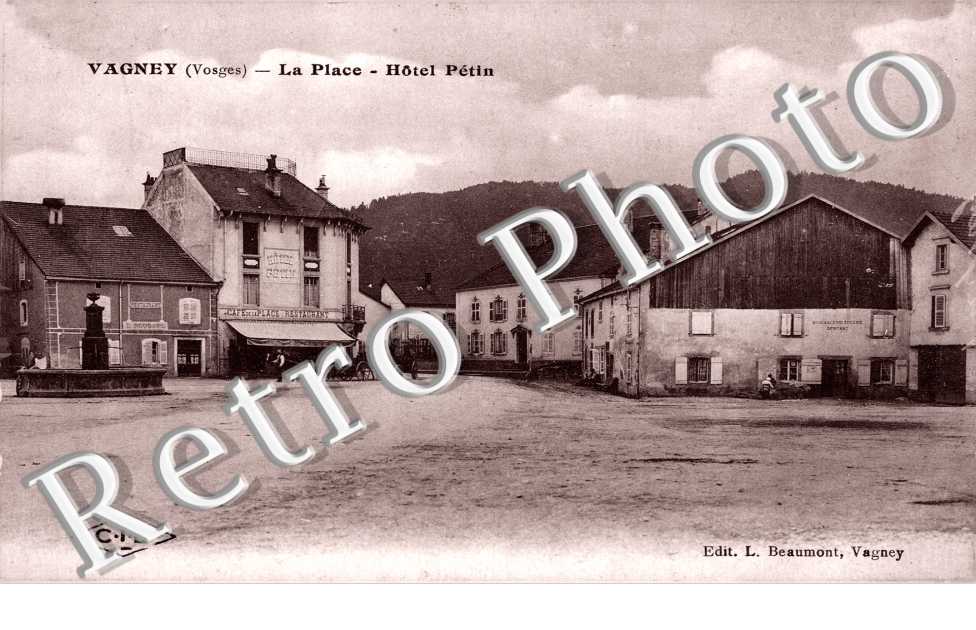 La place - Hotel Petin