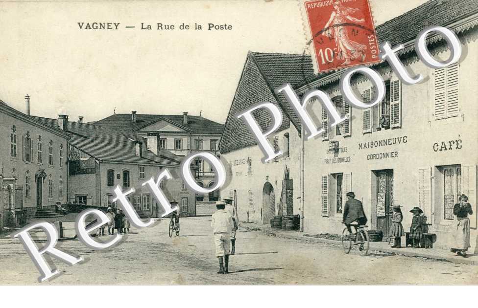 La Rue de la Poste
