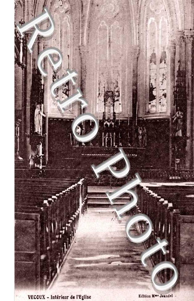 Interieur de l'eglise