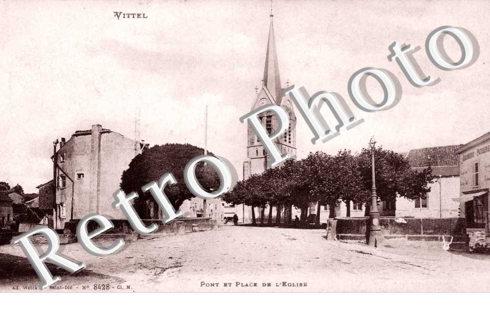 Pont et Place de l'eglise