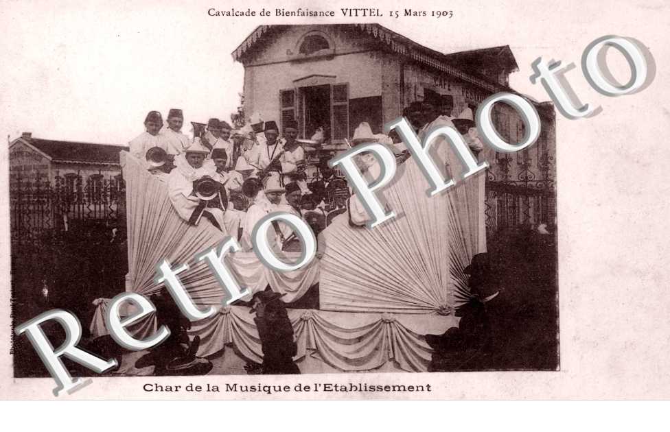 Cavalcade de Bienfaisance 15 mars 1903. Char de la Musique de l'Etablissement