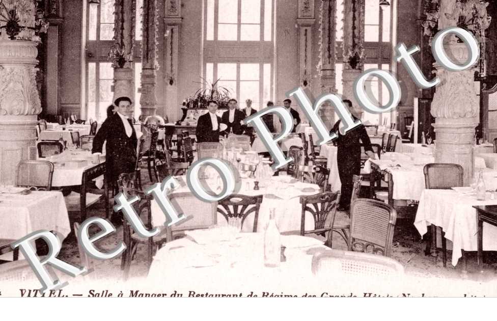 Salle a manger du restaurant de Regime des Grands Hotels